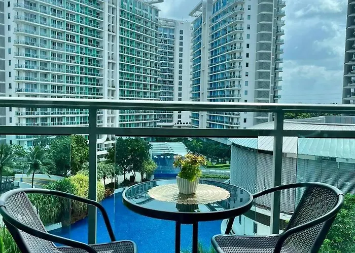Hotel Azure South By Dream Escapade